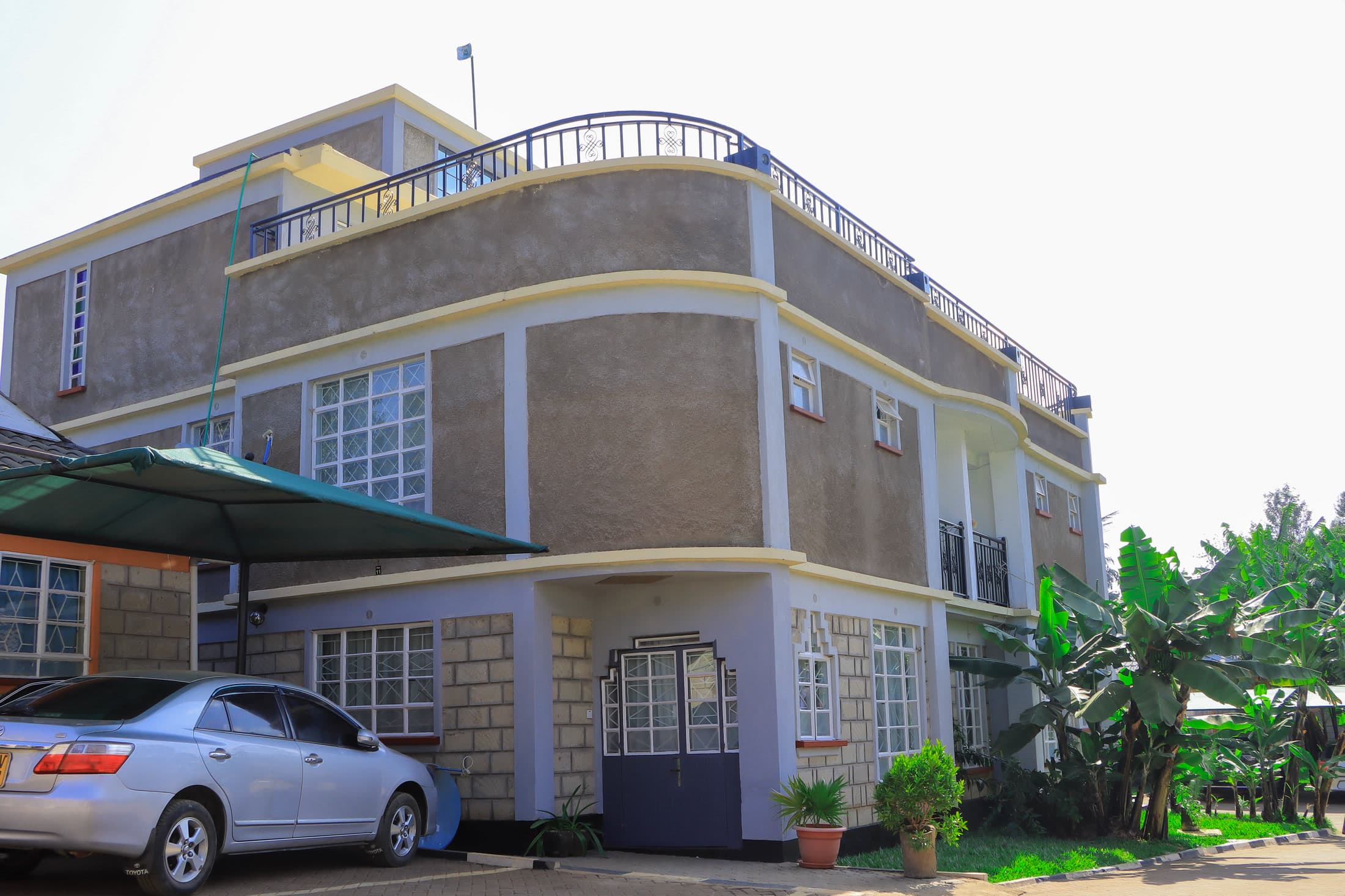 The Rivers Court gated estate compound near Meru town, photo 3