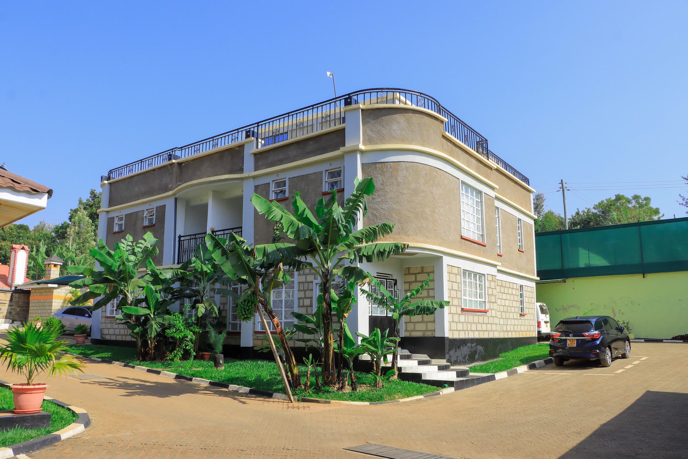 The Rivers Court gated estate compound near Meru town, photo 11