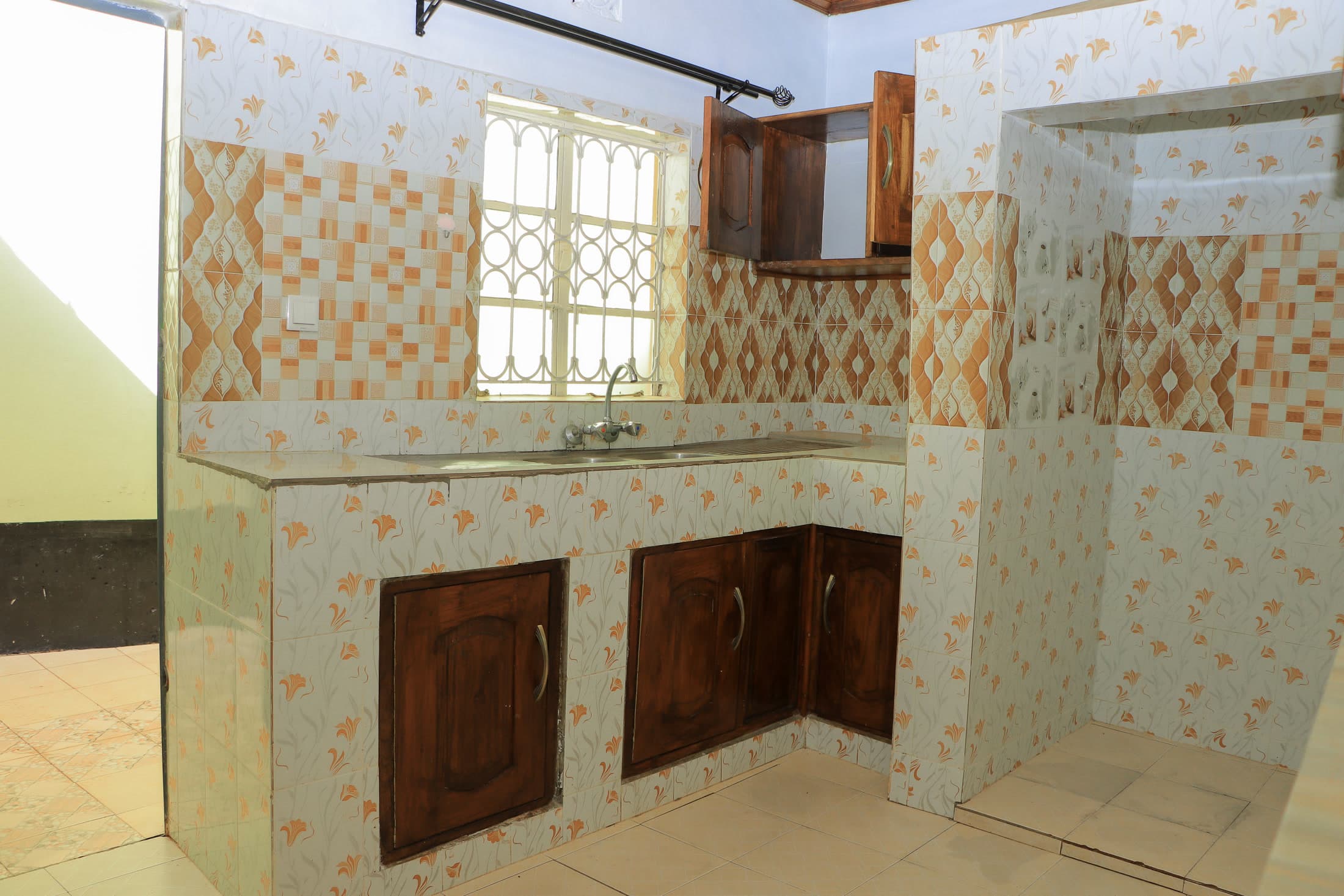 2 Bedroom Master for rent in Meru — The Rivers Court, photo 3